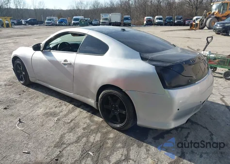 2008 Infiniti G37 Journey z USA, uszkodzony, nr VIN JNKCV64E88M107226